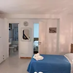 Bed and Breakfast Casa Tra Cielo E Mare Λίπαρι