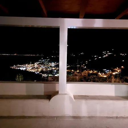 Casa Tra Cielo E Mare Bed and Breakfast Λίπαρι